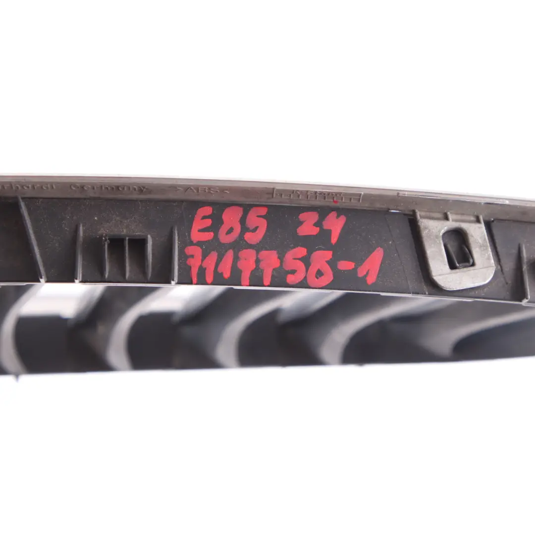 BMW Z4 E85 E86 Rejilla Parachoques Delantera Central Derecha Negro - SKU 7051958-1 - Número de pieza 7051958