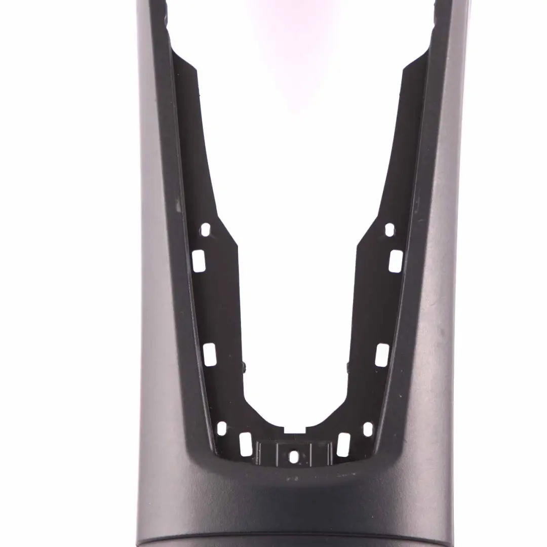 Rama Konsoli Środkowej 7016714 do BMW Z4 E85 o numerze 7053115 BMW Z4 E85 Rama Konsoli Środkowej 7016714 - SKU 7053115-1 - Numer Części 7053115