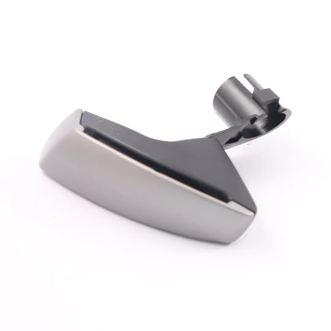 Guía Cinturón Seguridad Delantero Derecho Cubierta Gris para BMW Z4 E85 con número de pieza 7053850 BMW Z4 E85 Guía Cinturón Seguridad Delantero Derecho Cubierta Gris - SKU 7053850 - Número de pieza 7053850