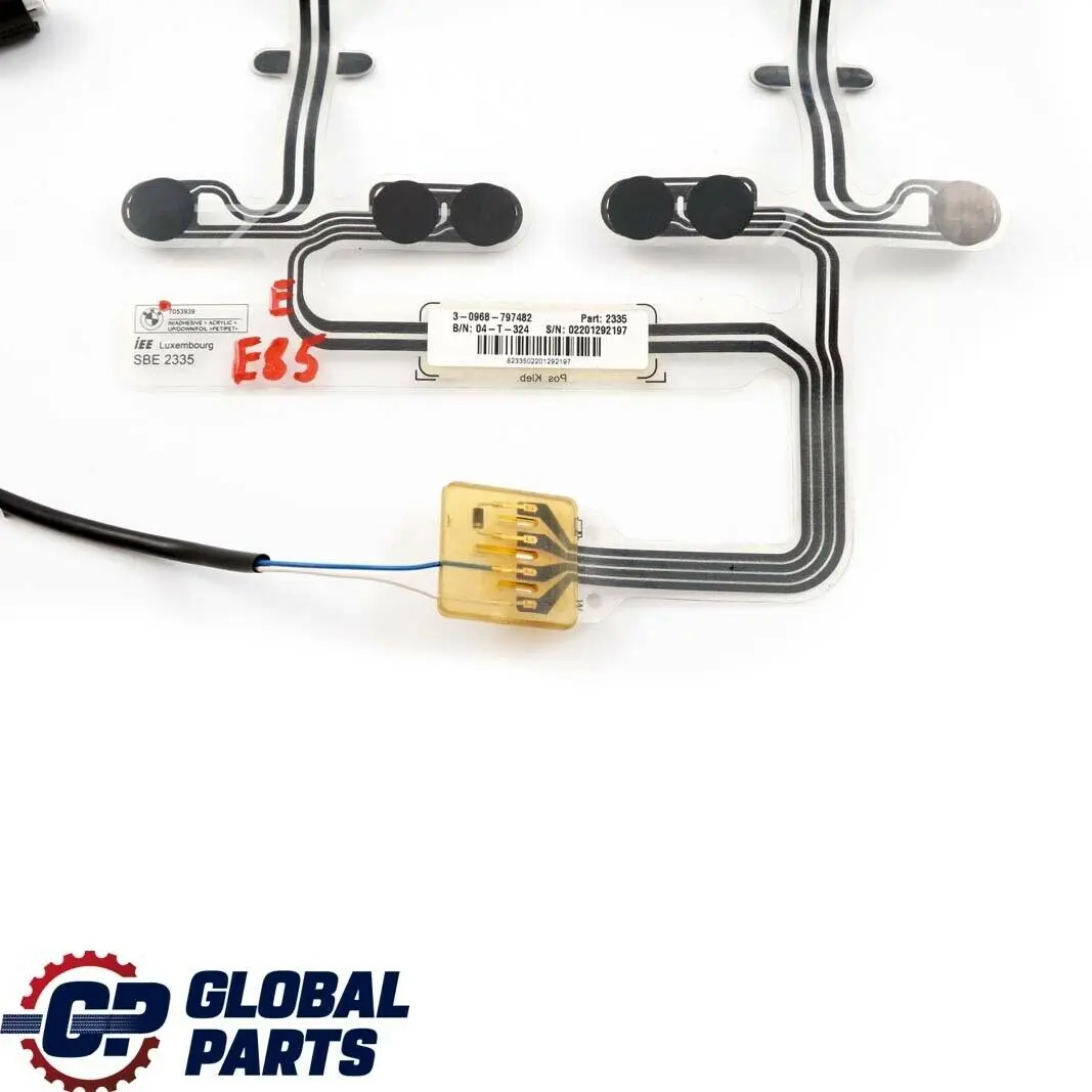 Alfombrilla Sensor Asiento Pasajero Delantero para BMW Z4 E85 con número de pieza 7053939 BMW Z4 E85 Alfombrilla Sensor Asiento Pasajero Delantero - SKU 7053939 - Número de pieza 7053939