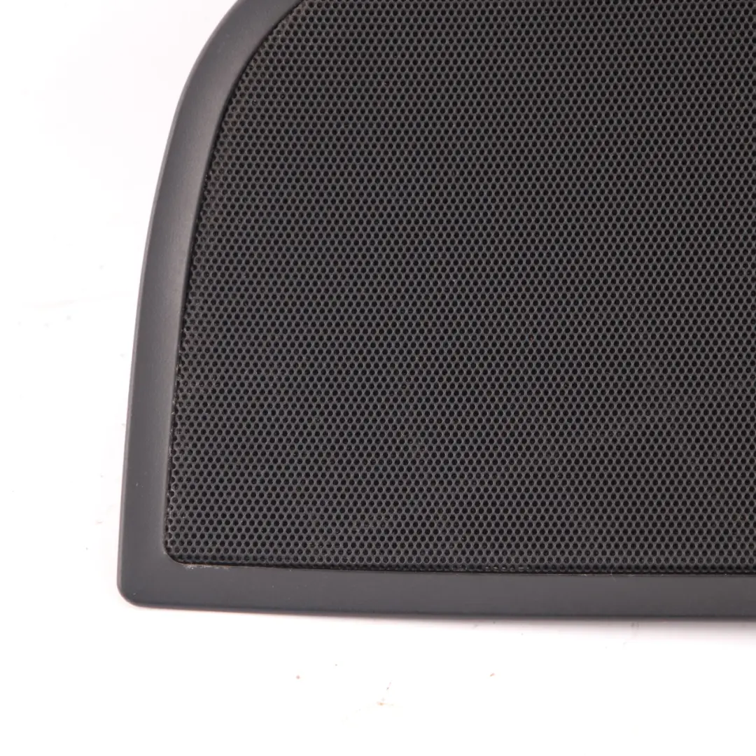 BMW Z4 E85 Cache Panneau Arrière Droit Noir 1 7043834 - SKU 7055054-1 - Numéro de pièce 7055054