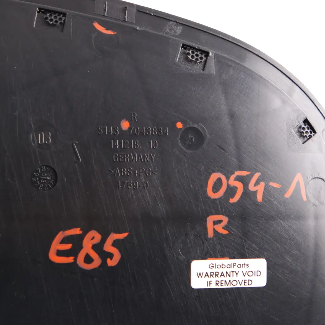 BMW Z4 E85 Osłona Maskownica Zaślepka Prawy Tył Prawa Tylna Czarna - SKU 7055054-1 - Numer Części 7055054