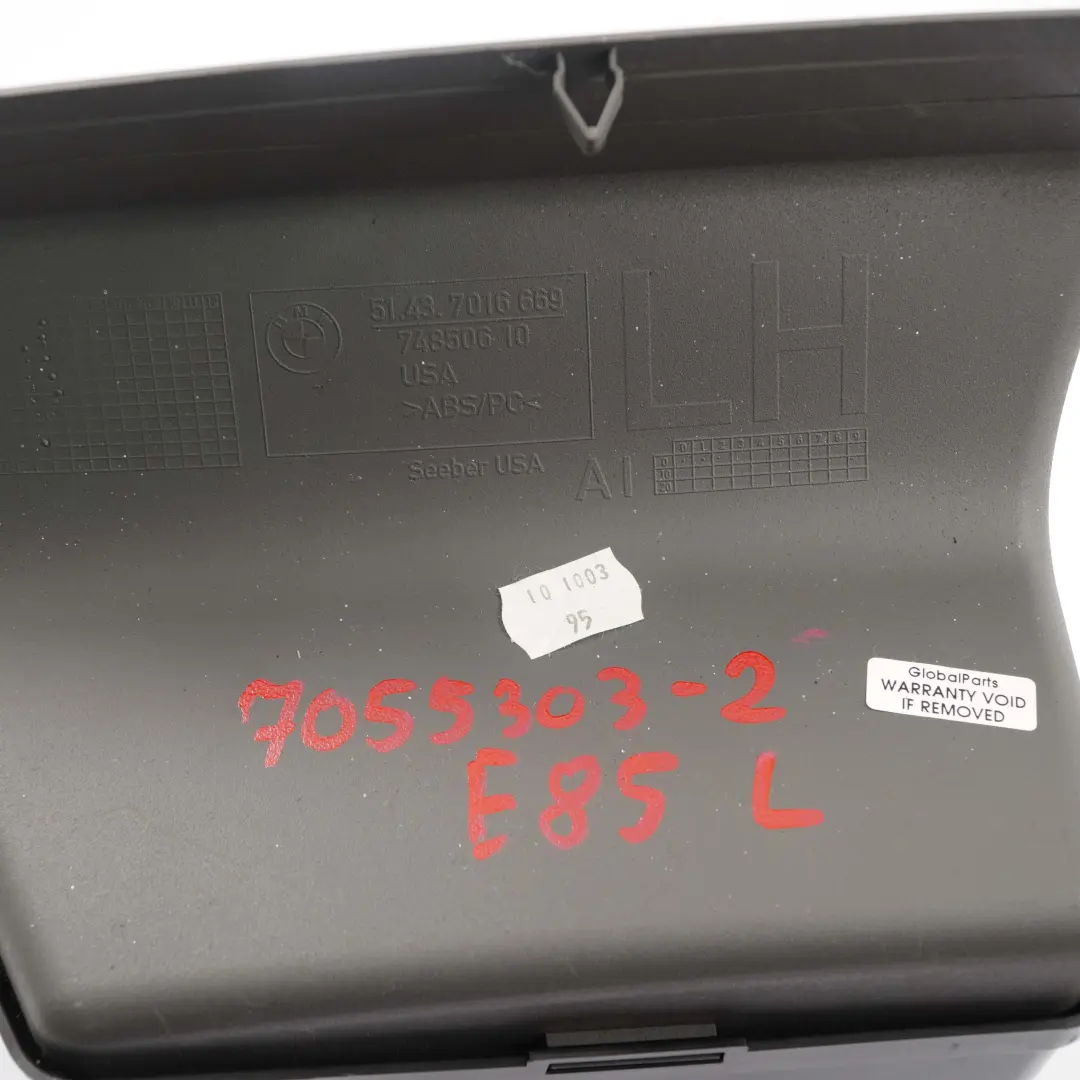 Panel trasero Insertar Cubierta Izquierda Gris 7016669 para BMW Z4 E85 2 con número de pieza 7055303 BMW Z4 E85 2 Panel trasero Insertar Cubierta Izquierda Gris 7016669 - SKU 7055303-2 - Número de pieza 7055303