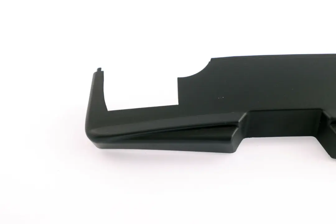 Reihe E85 Blende links SCHWARZ BLACK 7043815 für BMW Z4 mit Teilenummer 7055409 BMW Z4 Reihe E85 Blende links SCHWARZ BLACK 7043815 - SKU 7055409 - Teilenummer 7055409