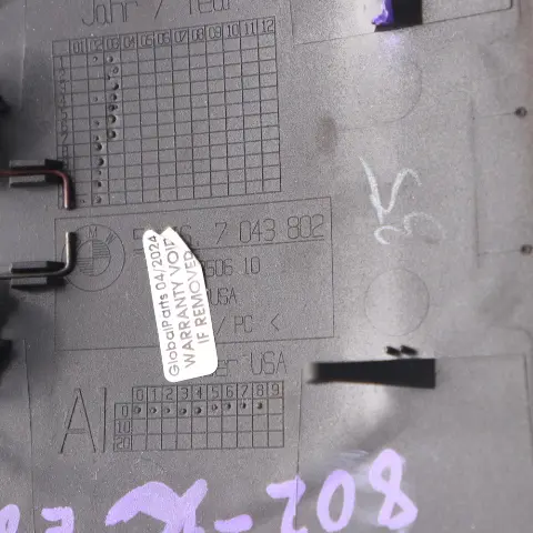 Centre Middle Console Rear Trim Panel Cover Black 7043802 to BMW Z4 E85 with Part number 7055464 BMW Z4 E85 Centre Middle Console Rear Trim Panel Cover Black 7043802 - SKU 7055464-2 - Part number 7055464