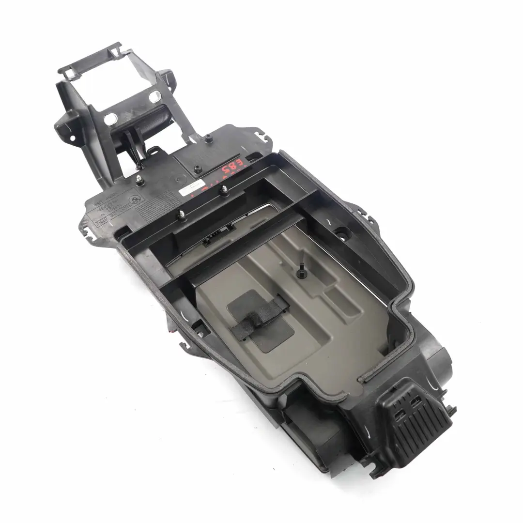 Mittelkonsole Konsole Ablagefach Ablage Grau 7016673 für BMW Z4 E85 mit Teilenummer 7055472 BMW Z4 E85 Mittelkonsole Konsole Ablagefach Ablage Grau 7016673 - SKU 7055472-1 - Teilenummer 7055472