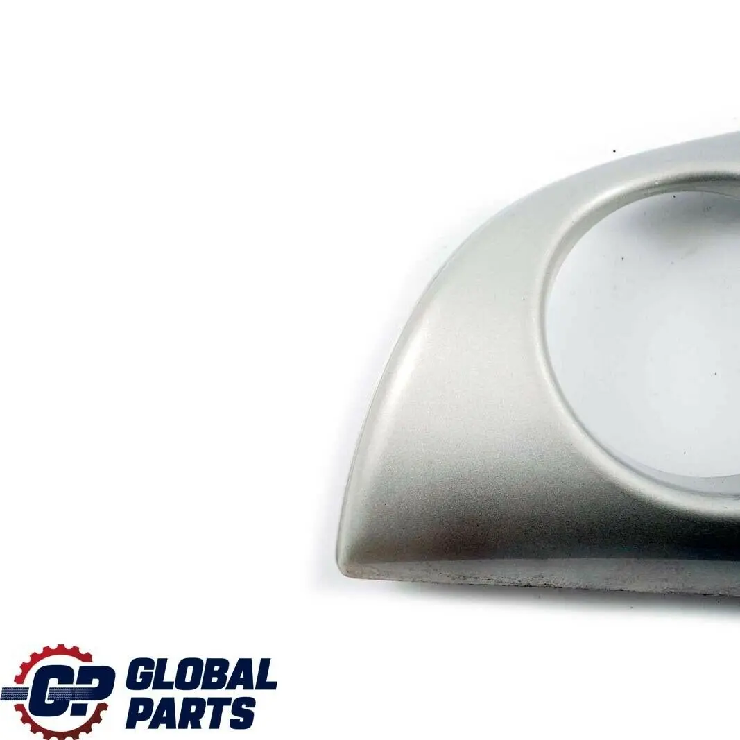 Decoracion Salpicadero Panel Cubierta Blanco Plata Izquierda para Mini One R50 con número de pieza 7055673 Mini One R50 Decoracion Salpicadero Panel Cubierta Blanco Plata Izquierda - SKU 7055673 - Número de pieza 7055673