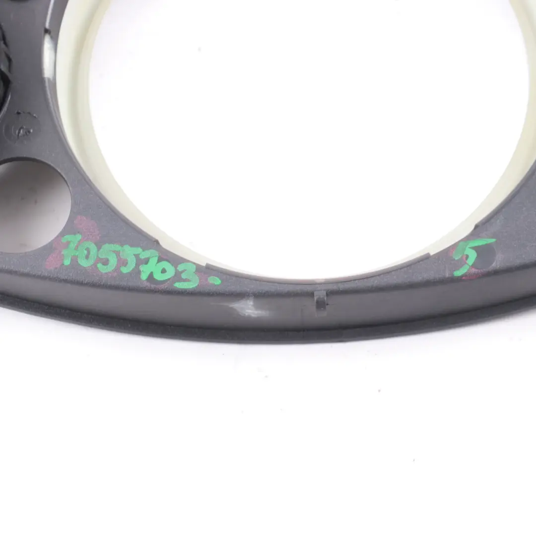 Motivi Ornamentali Cruscotto Verniciato Centro Bianco per Mini Cooper R50 R53 con numero di parte 7055703 Mini Cooper R50 R53 Motivi Ornamentali Cruscotto Verniciato Centro Bianco - SKU 7055703-2 - Numero di parte 7055703