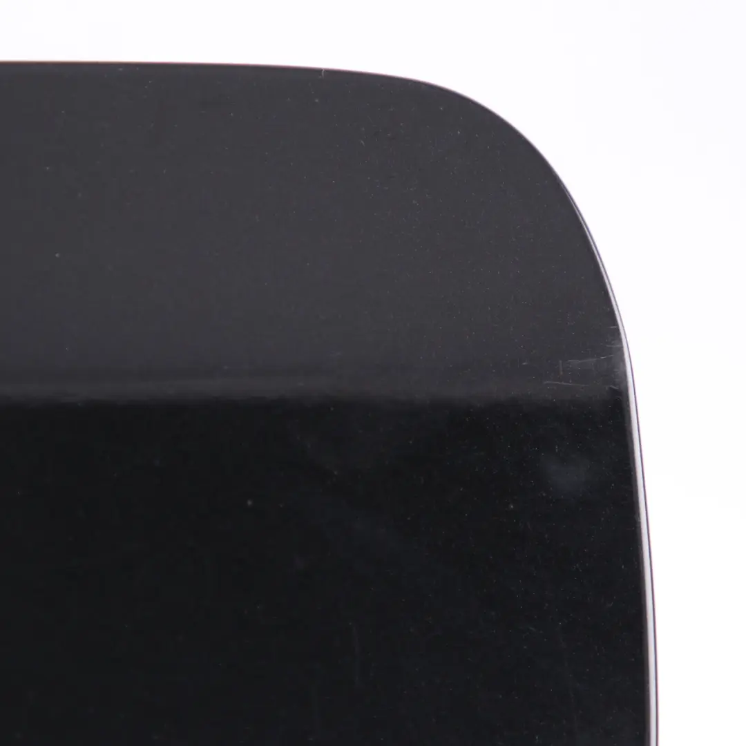 Tapa Depósito Combustible Negro Zafiro Metalizado 475 para BMW X3 E83 LCI con número de pieza 7055877 BMW X3 E83 LCI Tapa Depósito Combustible Negro Zafiro Metalizado 475 - SKU 7055877-BS1 - Número de pieza 7055877