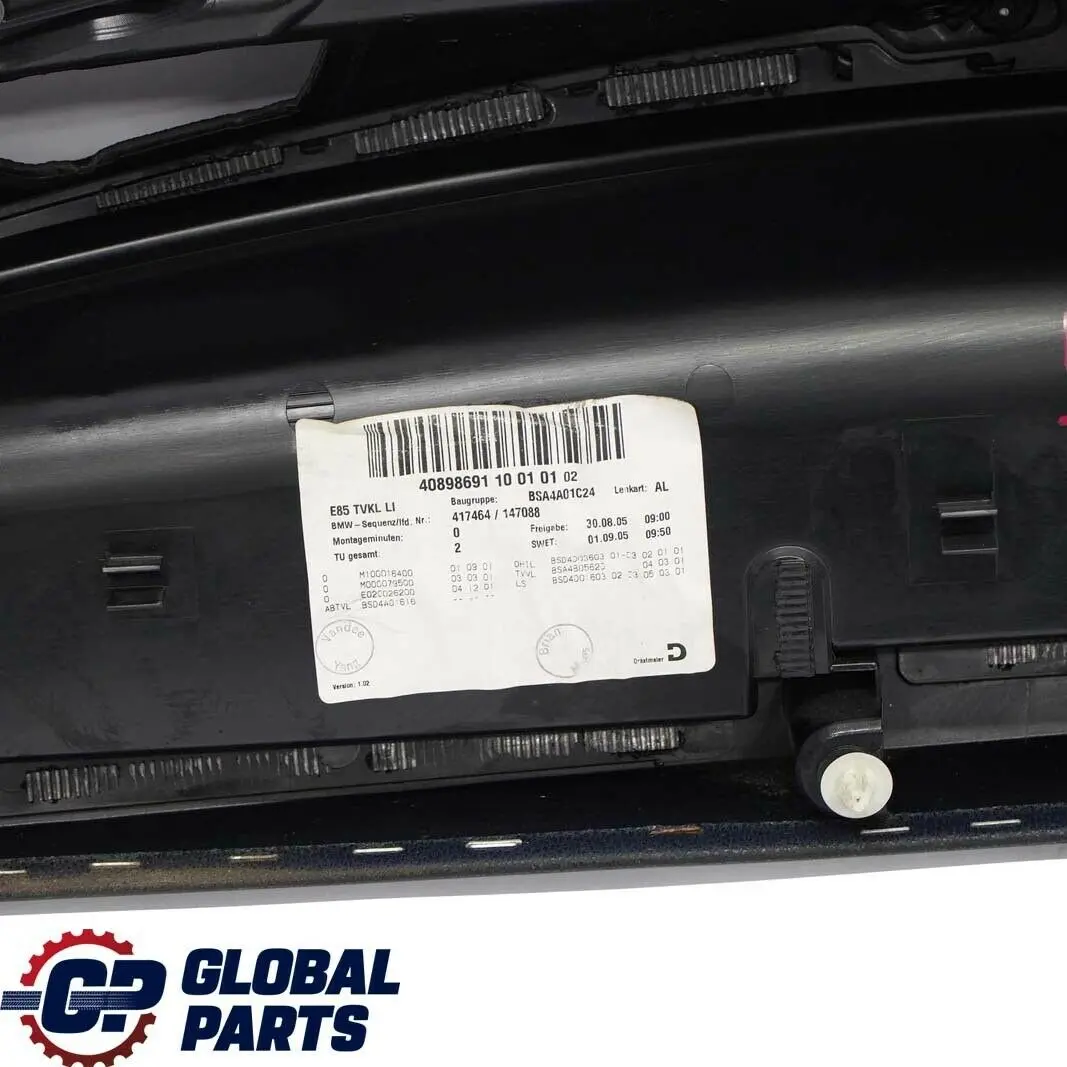 Panneau de garniture en cuir noir de la carte de porte avant gauche pour BMW E85 E86 à propos du numéro de pièce 7055945 BMW E85 E86 Panneau de garniture en cuir noir de la carte de porte avant gauche - SKU 7055945 - Numéro de pièce 7055945