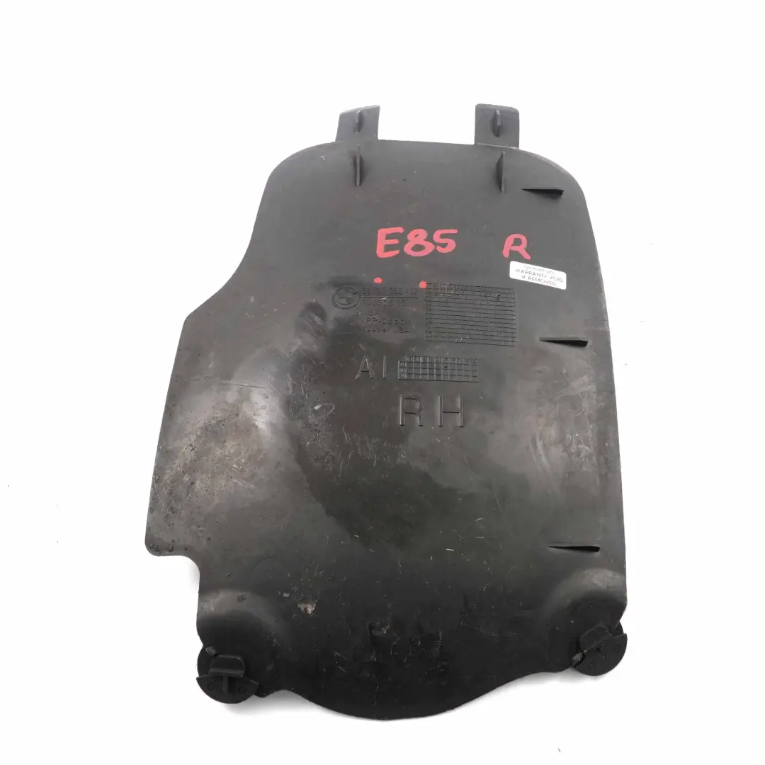 Passaruota Anteriore Destro Rivestimento Pannello Piastra per BMW Z4 E85 con numero di parte 7056402 BMW Z4 E85 Passaruota Anteriore Destro Rivestimento Pannello Piastra - SKU 7056402 - Numero di parte 7056402