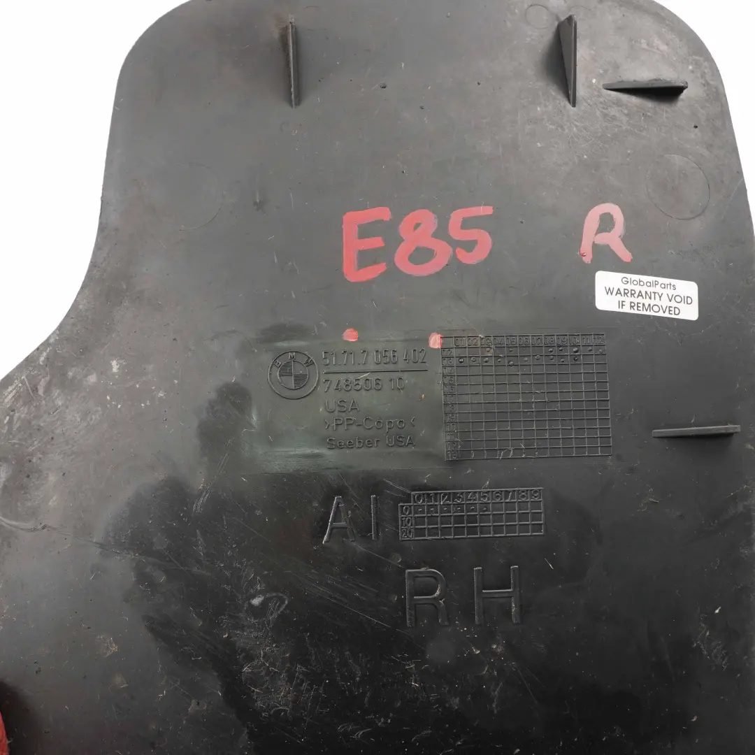 BMW Z4 E85 Plaque d'habillage de passage de roue avant droite - SKU 7056402 - Numéro de pièce 7056402
