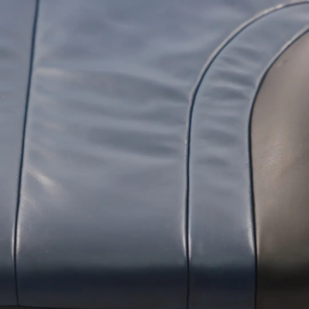 Asiento Trasero Derecho Respaldo Cuero Gravedad Lapis Azul para Mini R53 Cooper S con número de pieza 7056574 Mini R53 Cooper S Asiento Trasero Derecho Respaldo Cuero Gravedad Lapis Azul - SKU 7056574-1 - Número de pieza 7056574