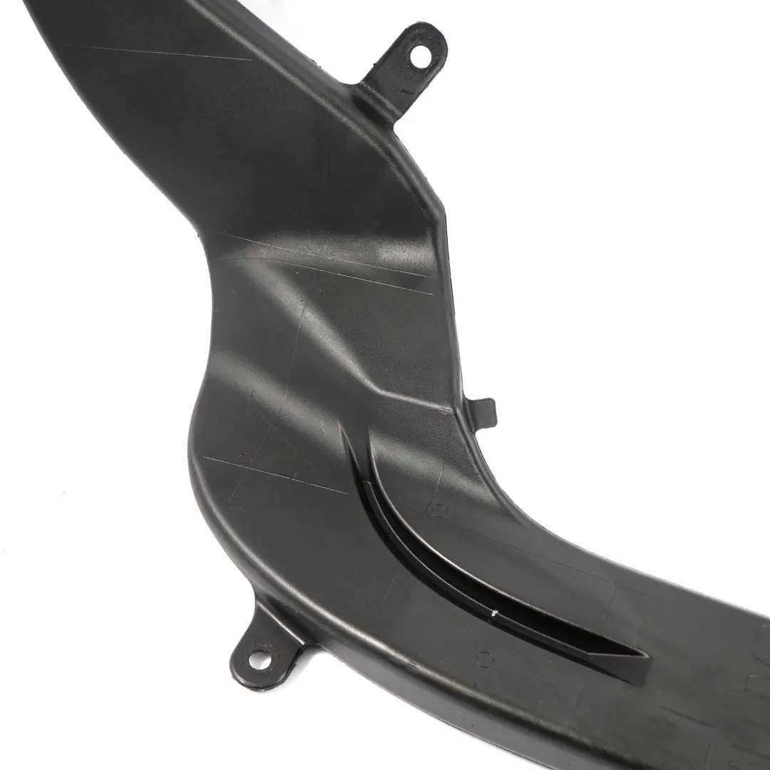 Riscaldatore Condotto D'Aria Sinistro per BMW E81 E82 E87 E88 E90 E91 E92 con numero di parte 7058143 BMW E81 E82 E87 E88 E90 E91 E92 Riscaldatore Condotto D'Aria Sinistro - SKU 7058143 - Numero di parte 7058143