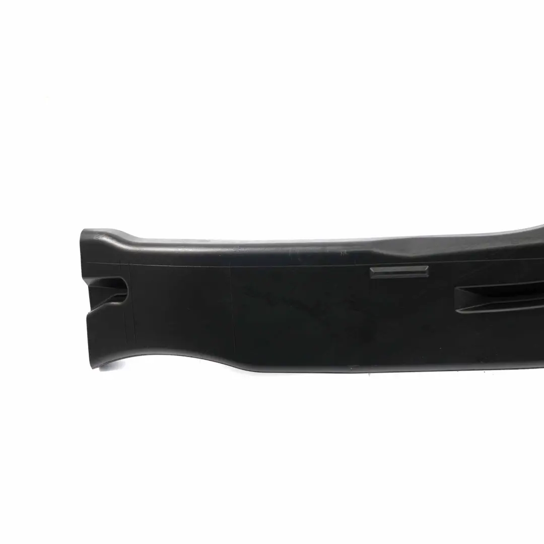 BMW E81 E82 E87 E88 E90 E91 E92 Conduit d'air de chauffage gauche - SKU 7058143 - Numéro de pièce 7058143
