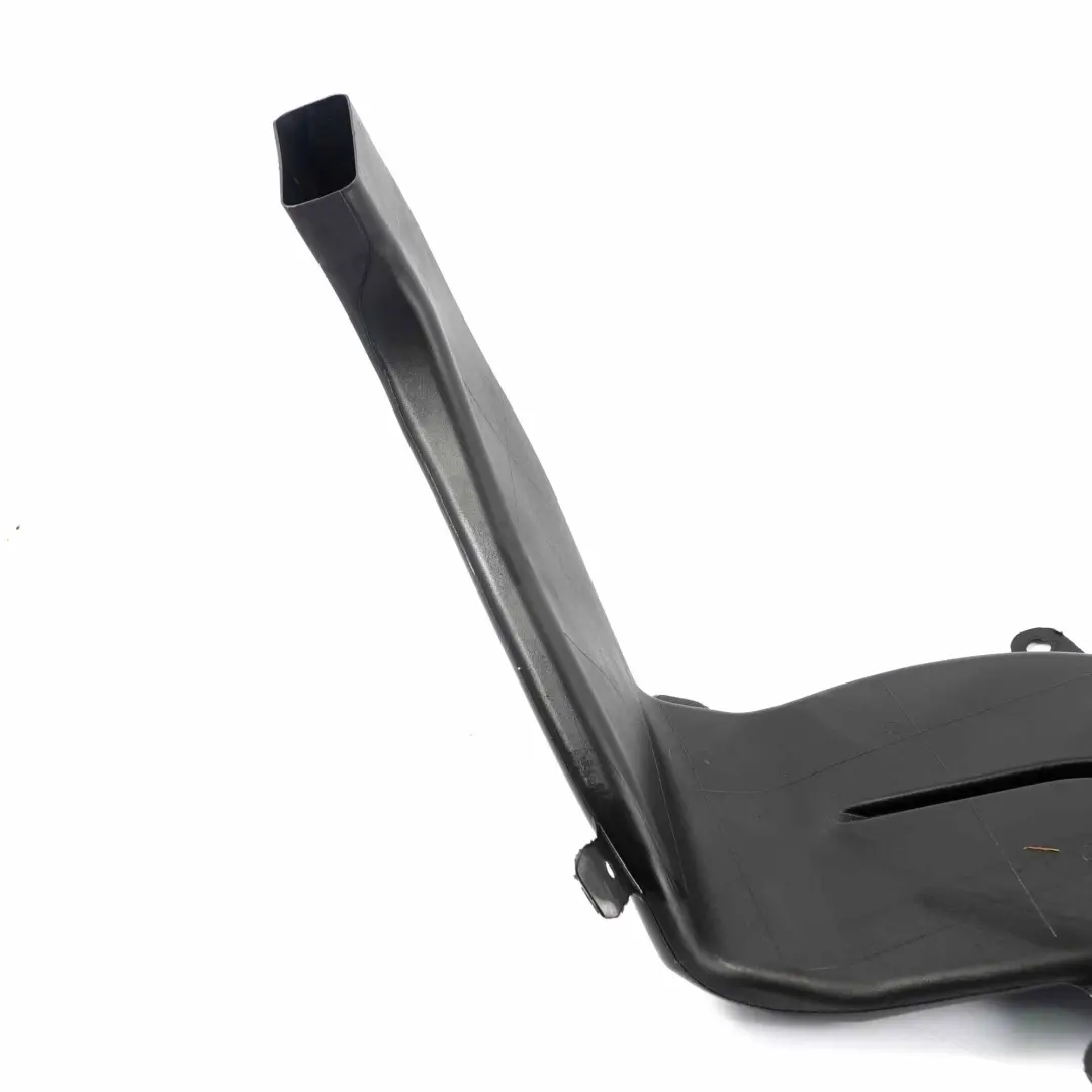 BMW E81 E82 E87 E88 E90 E91 E92 Conducto De aire del calefactor derecho - SKU 7058144 - Número de pieza 7058144
