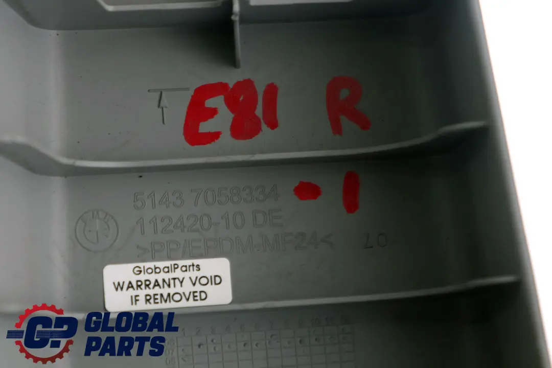 BMW 1 er E81 Blende B-Säule rechts Alaska Grau 7058334 5143 - SKU 7058334-1 - Teilenummer 6978520