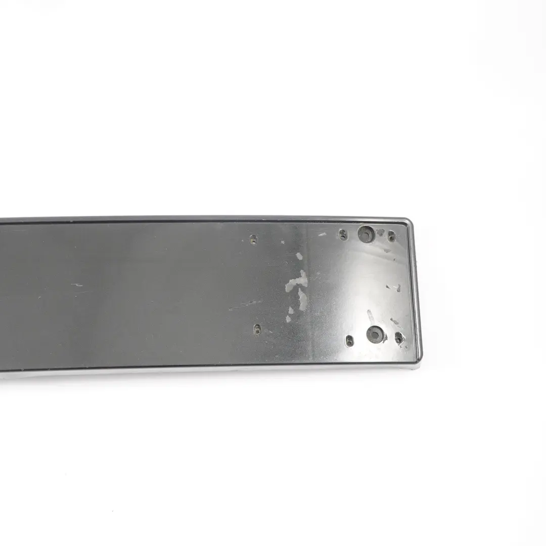 Listwa Baza Tablica Rejestracyjna do BMW E90 E91 o numerze 7058449 BMW E90 E91 Listwa Baza Tablica Rejestracyjna - SKU 7058449-BS - Numer Części 7058449