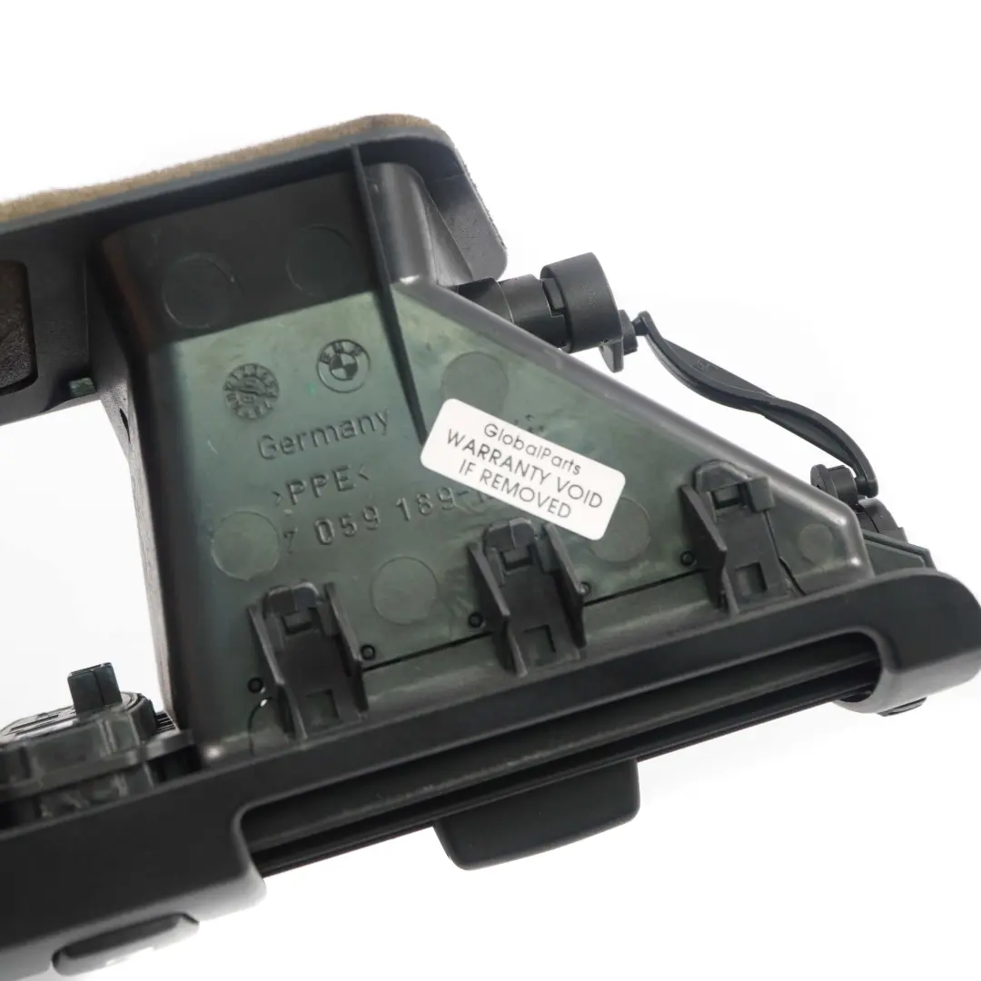 Rejilla De Aire Fresco Ventilación Central para BMW E81 E82 E87 E88 con número de pieza 7059189 BMW E81 E82 E87 E88 Rejilla De Aire Fresco Ventilación Central - SKU 7059189 - Número de pieza 7059189
