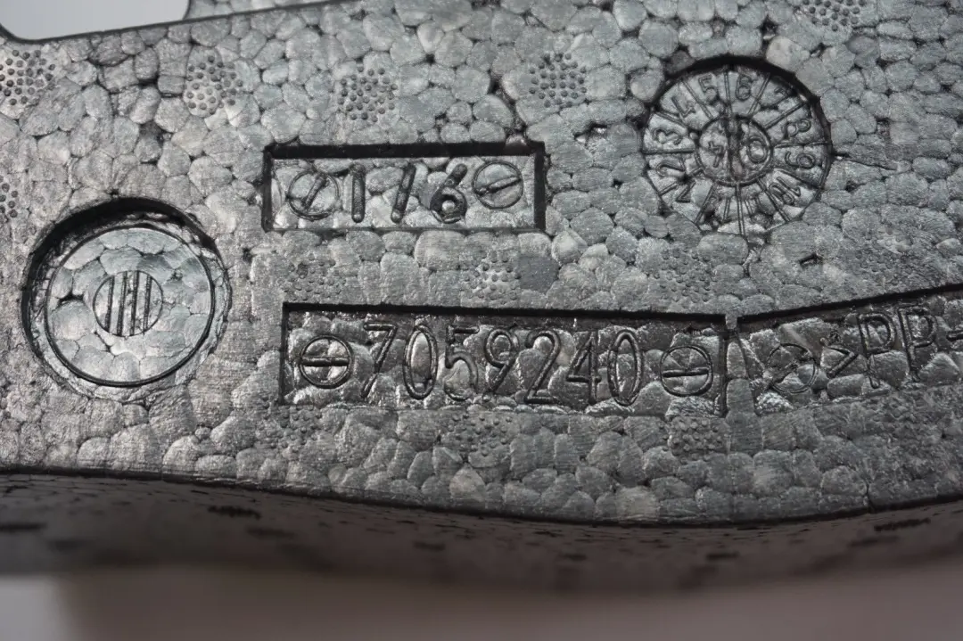 Pad Trunk Trim Panel Right O/S to BMW 1 Series E87 with Part number 7059240 BMW 1 Series E87 Pad Trunk Trim Panel Right O/S - SKU 7059240 - Part number 7059240