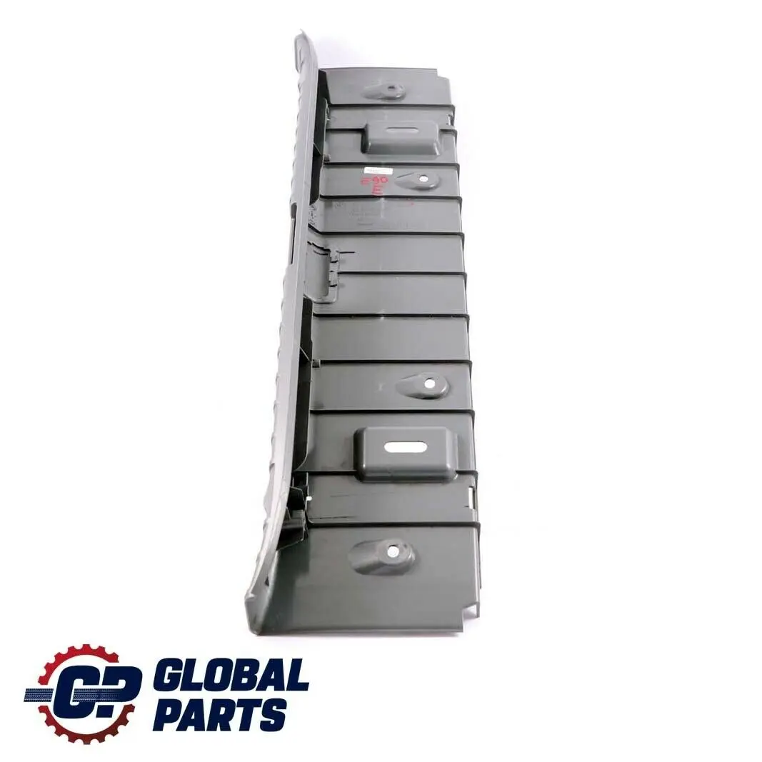 Boot Trunk Loading Sill Cover Trim Grey Grau para BMW E90 con número de pieza 7059258 BMW E90 Boot Trunk Loading Sill Cover Trim Grey Grau - SKU 7059258 - Número de pieza 7059258