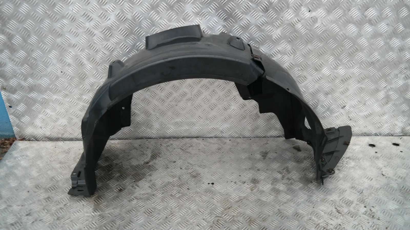 Passage De Roue BMW E81 E87 Cache Logement Avant Droit Complet 7059376