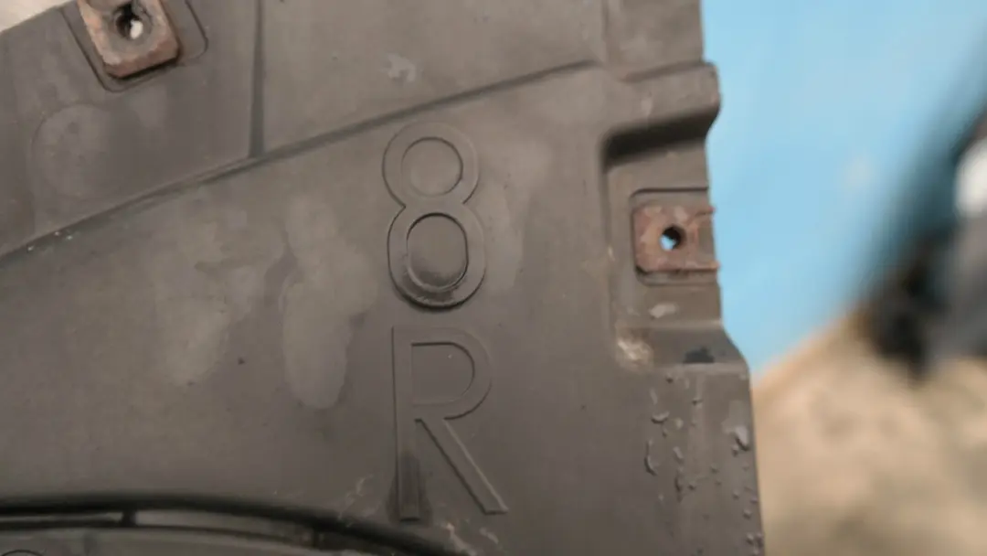 Passaruota BMW E81 E87 Alloggiamento Copertura Anteriore Destra Completo per con numero di parte 7059376 Passaruota BMW E81 E87 Alloggiamento Copertura Anteriore Destra Completo - SKU 7059376-1 - Numero di parte 7059376