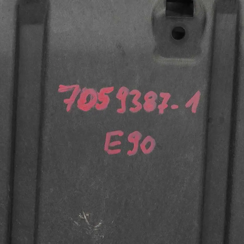 Motorraumabschirmung Protezione Copertura per BMW E90 E91 con numero di parte 7059387 BMW E90 E91 Motorraumabschirmung Protezione Copertura - SKU 7059387-1 - Numero di parte 7059387