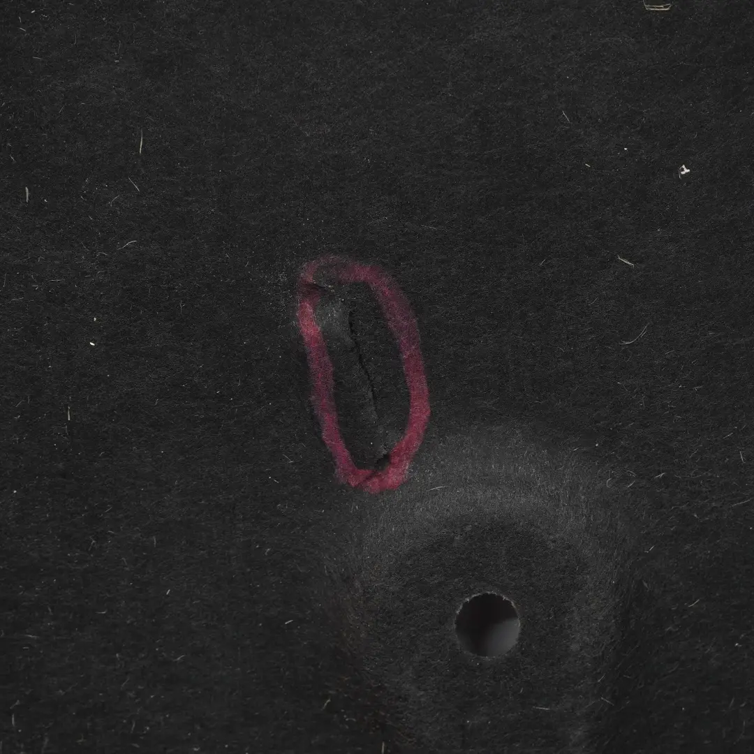 Cache-bagages lateraux de bas de caisse droit O/S pour BMW E81 E82 E87 à propos du numéro de pièce 7059390 BMW E81 E82 E87 Cache-bagages lateraux de bas de caisse droit O/S - SKU 7059390-2 - Numéro de pièce 7059390