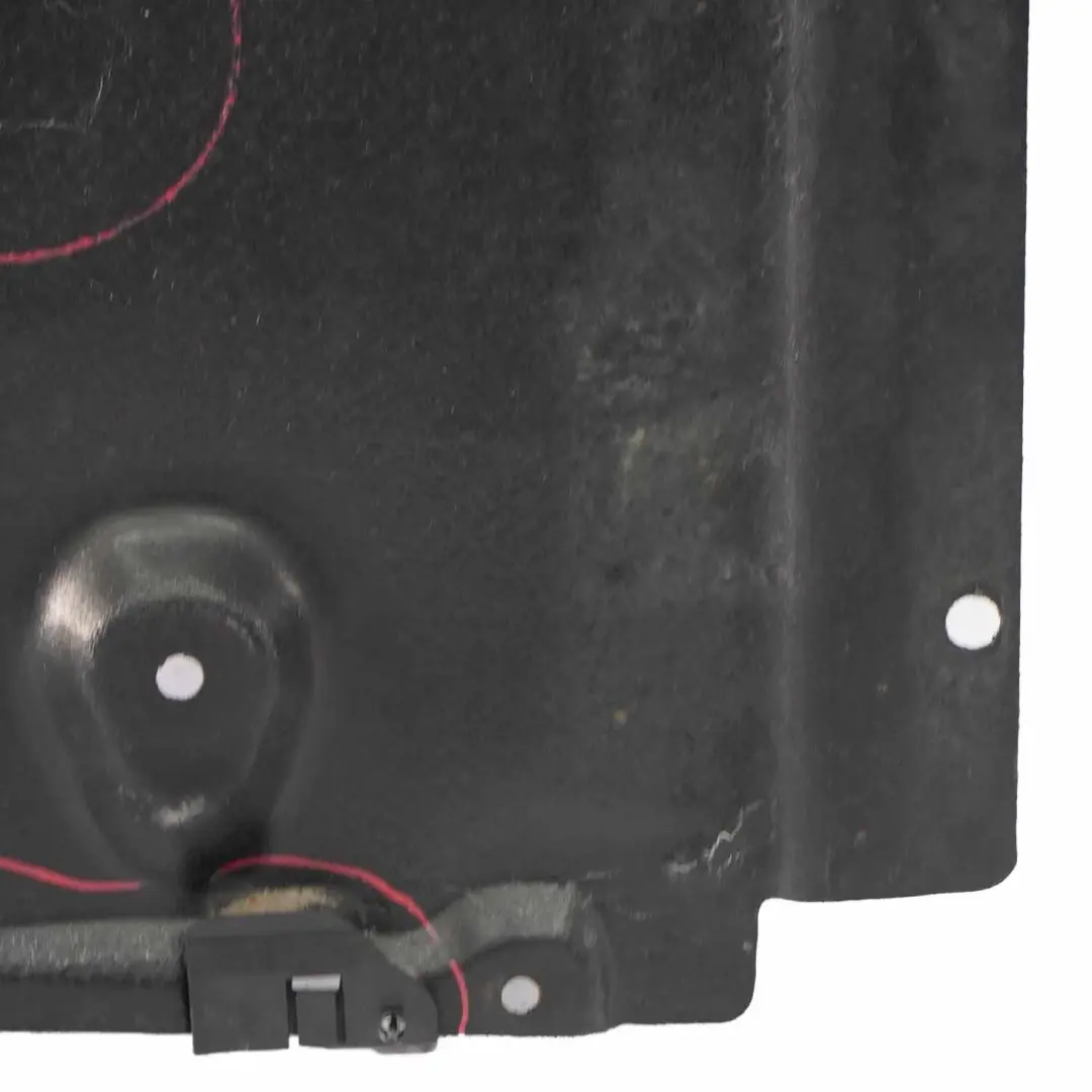 Coperchio Scudo Laterale Sottoscocca Destro per BMW E81 E82 E87 con numero di parte 7059390 BMW E81 E82 E87 Coperchio Scudo Laterale Sottoscocca Destro - SKU 7059390-6 - Numero di parte 7059390