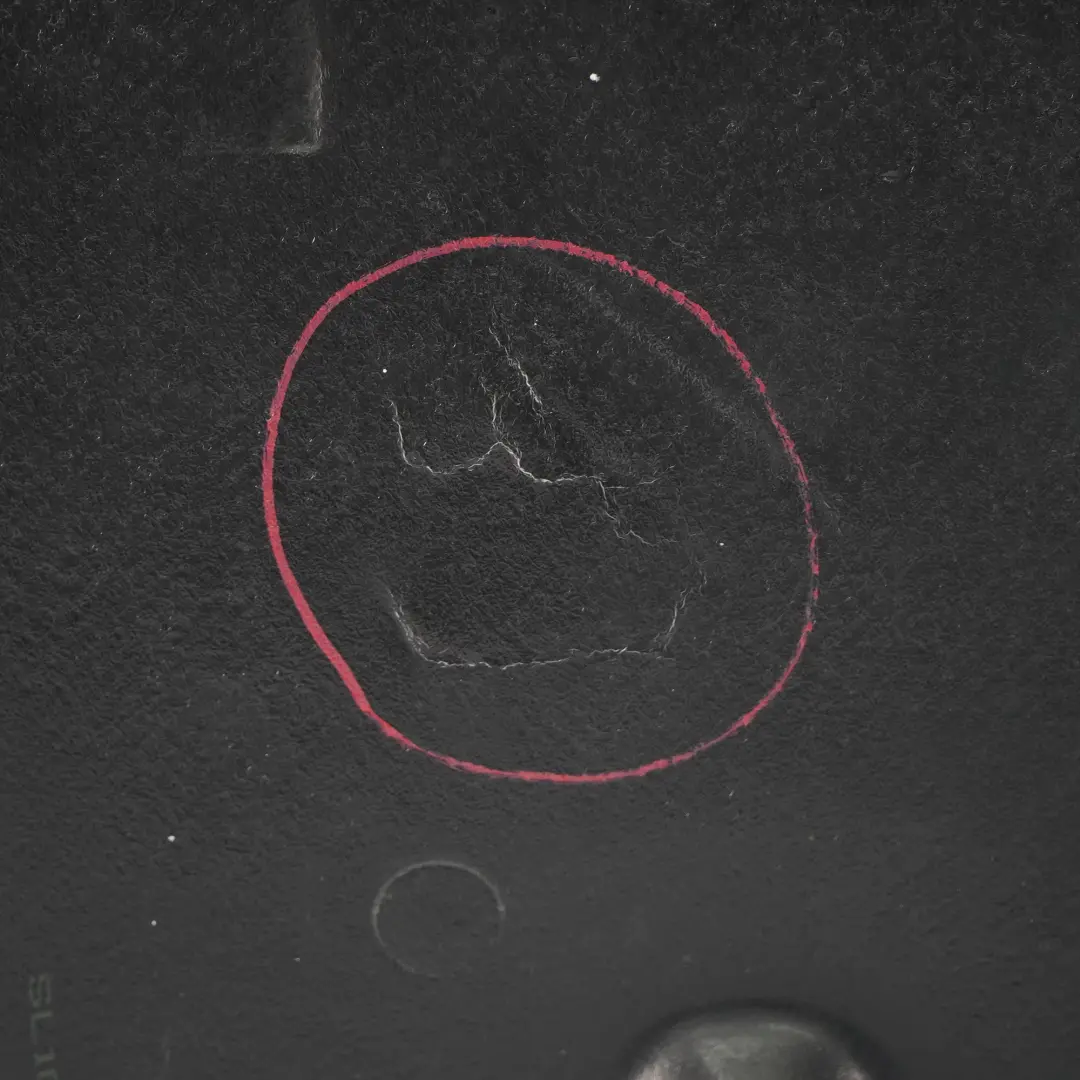 Coperchio Scudo Laterale Sottoscocca Destro per BMW E81 E82 E87 con numero di parte 7059390 BMW E81 E82 E87 Coperchio Scudo Laterale Sottoscocca Destro - SKU 7059390-6 - Numero di parte 7059390