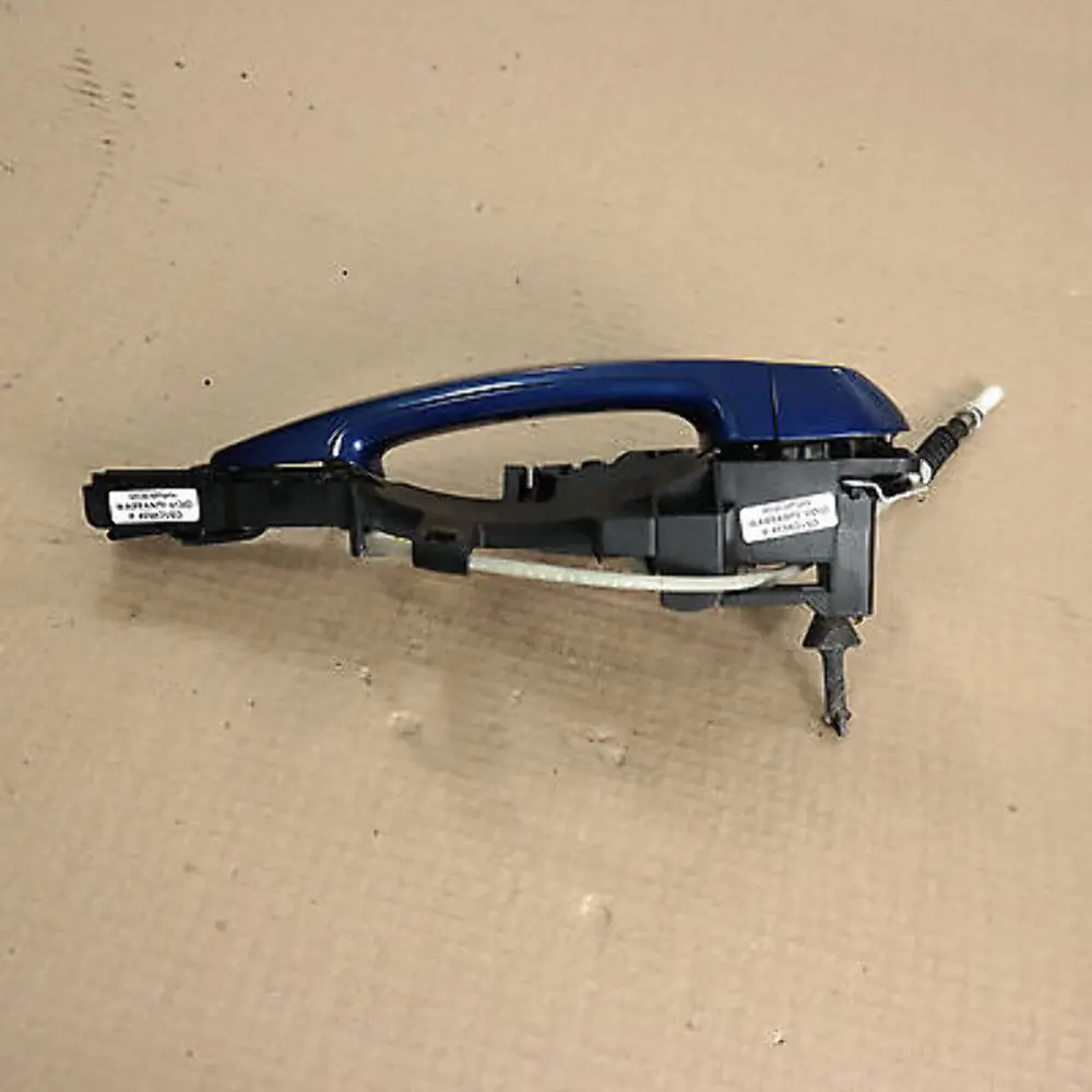 complete grab handle right door front O/S Sydney Blue to BMW 1 SERIES E81 E82 E87 with Part number 7059677 BMW 1 SERIES E81 E82 E87 complete grab handle right door front O/S Sydney Blue - SKU 7059677-SYD2 - Part number 7059677