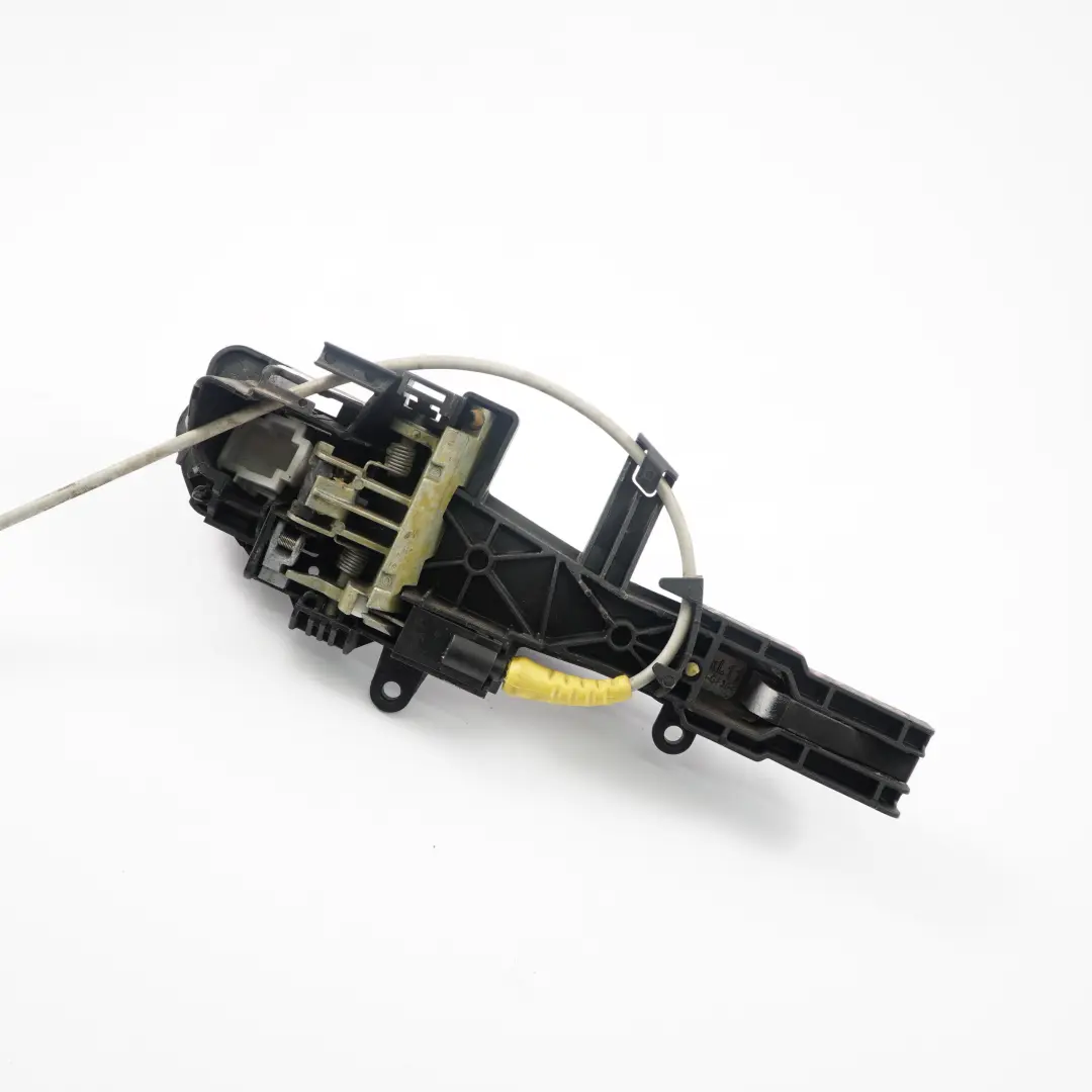 Complete Front Left Grab Handle N/S Titansilber to BMW 1 Series E81 E82 E87 E88 with Part number 51210392545 51217059677 BMW 1 Series E81 E82 E87 E88 Complete Front Left Grab Handle N/S Titansilber - SKU 7059677-TS3 - Part number 51210392545 51217059677