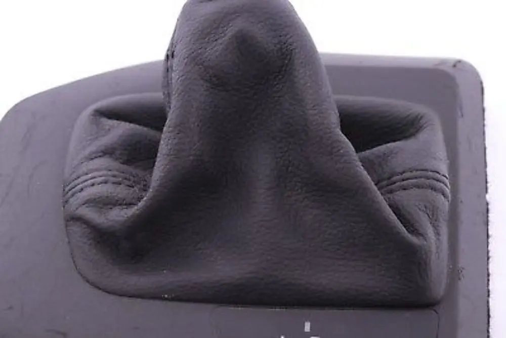 Selecting Gear Lever Leather to BMW 5 SERIES E60 E61 LCI Cover with Part number 7059896 BMW 5 SERIES E60 E61 LCI Cover Selecting Gear Lever Leather - SKU rhd-7059896 - Part number 7059896