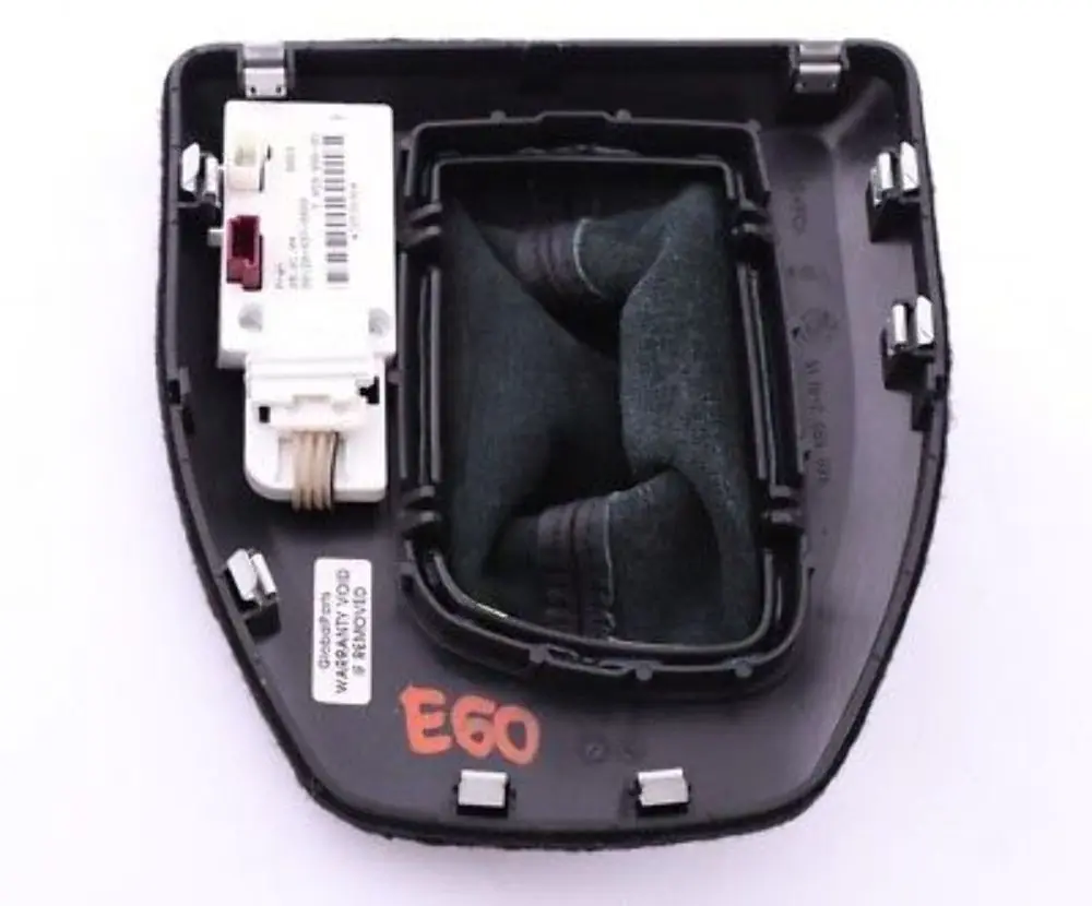 Selecting Gear Lever Leather to BMW 5 SERIES E60 E61 LCI Cover with Part number 7059896 BMW 5 SERIES E60 E61 LCI Cover Selecting Gear Lever Leather - SKU rhd-7059896 - Part number 7059896