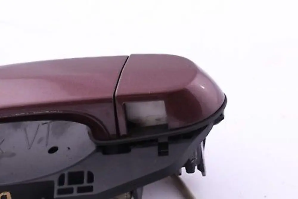 Complete Front Left Grab Handle N/S Barriquerot Red to BMW 3 Series E90 E91 with Part number 7059971 BMW 3 Series E90 E91 Complete Front Left Grab Handle N/S Barriquerot Red - SKU 7059971-BAQ - Part number 7059971