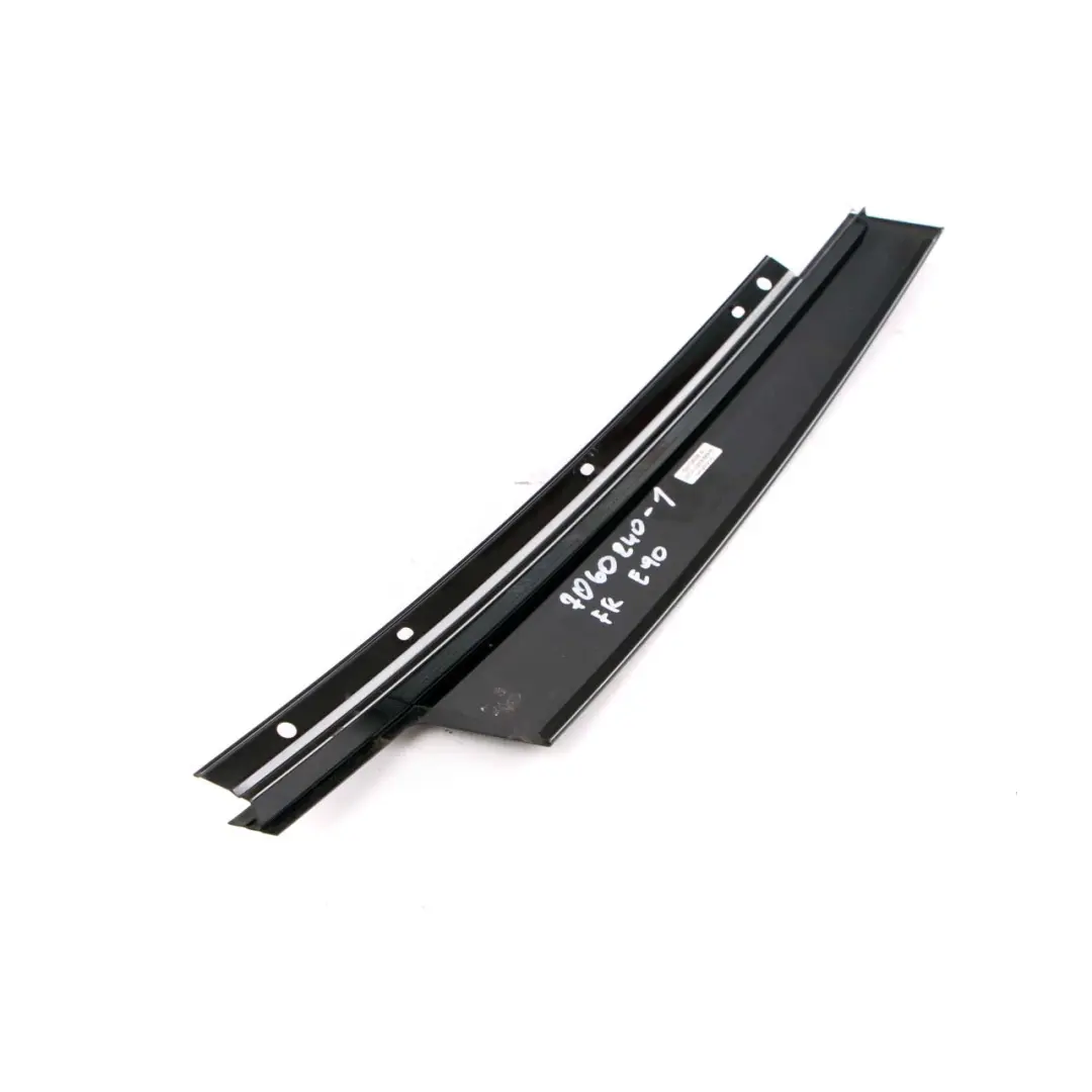  Garniture de Fenêtre BMW E90 E91 Cadre finition Pilier B Porte avant droite - SKU 7060240-1 - Numéro de pièce 7060240