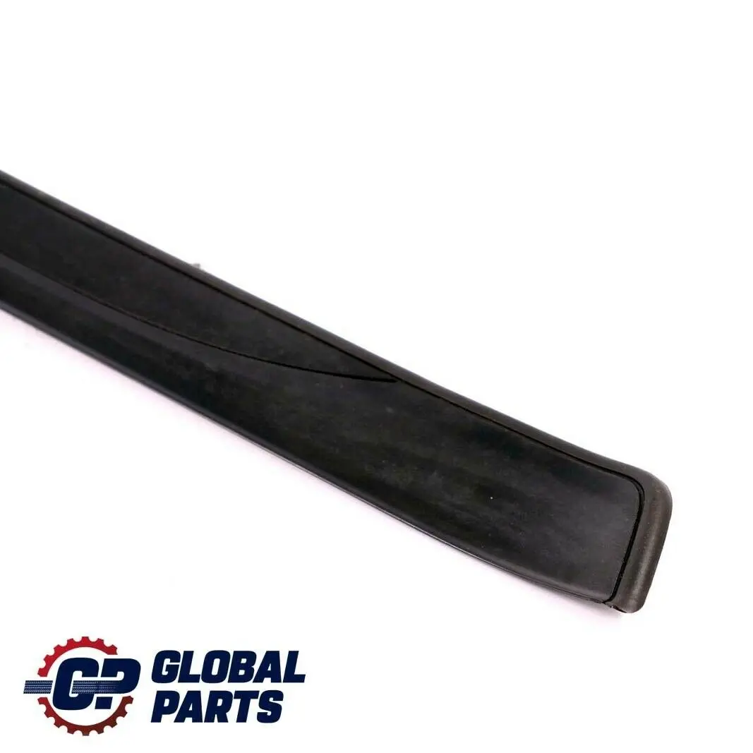 BMW 3 er E90 E91 LCI Blende Einstieg Vorn Rechts 5147 - SKU 7060280-1 - Teilenummer 7060280