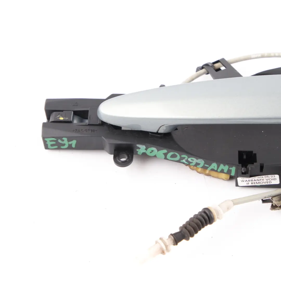 Door Handle BMW E90 E91 Grab Rear Left N/S Arktis Arctic Metallic - A34 to with Part number 7060299 Door Handle BMW E90 E91 Grab Rear Left N/S Arktis Arctic Metallic - A34 - SKU 7060299-AM1 - Part number 7060299