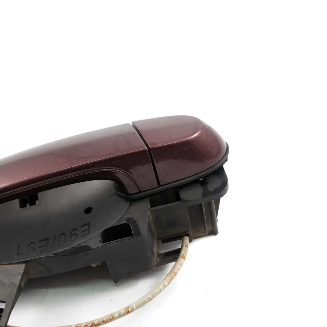 BMW E90 E91 Poignee arriere droite Barriquerot Rouge Barrique A41 - SKU 7060299-BAQ1 - Numéro de pièce 7060299