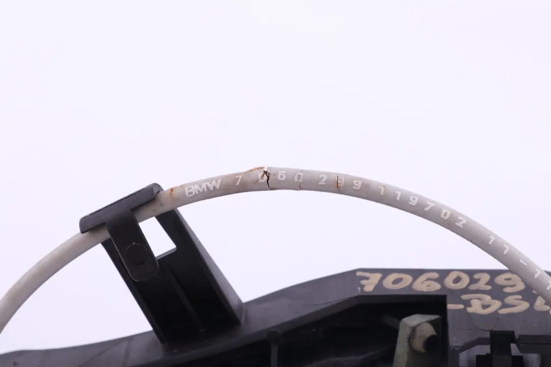 Asidero Completo Negro Zafiro Trasero Derecho para BMW E90 E91 con número de pieza 7199835 BMW E90 E91 Asidero Completo Negro Zafiro Trasero Derecho - SKU 7060299-BS4 - Número de pieza 7199835