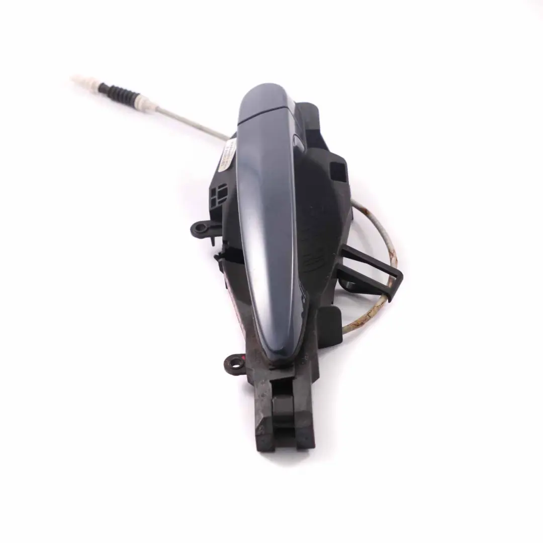 Poignée porte complète arrière droite Bleu graphite métallisé B07 pour BMW X1 E84 à propos du numéro de pièce 7060299 BMW X1 E84 Poignée porte complète arrière droite Bleu graphite métallisé B07 - SKU 7060299-GBM - Numéro de pièce 7060299