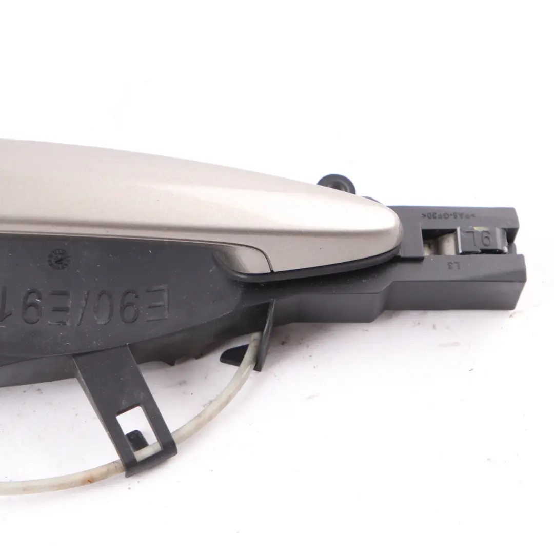 Door Handle BMW E90 E91 Grab Rear Left N/S Platinbronze Platinum Bronze - A53 to with Part number 7060299 Door Handle BMW E90 E91 Grab Rear Left N/S Platinbronze Platinum Bronze - A53 - SKU 7060299-PB1 - Part number 7060299