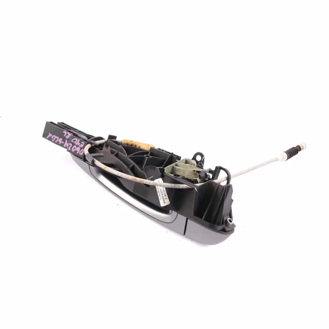 Maniglia Presa Posteriore Sinistra Completa Spacegrau Grey A52 per BMW E90 E91 con numero di parte 7060299 BMW E90 E91 Maniglia Presa Posteriore Sinistra Completa Spacegrau Grey A52 - SKU 7060299-SCG1 - Numero di parte 7060299