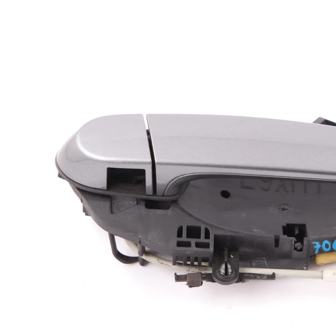 Handle Grab BMW E90 E91 3 Complete Rear Right O/S Spacegrau Grey Metallic A52 to with Part number 7060299 Handle Grab BMW E90 E91 3 Complete Rear Right O/S Spacegrau Grey Metallic A52 - SKU 7060299-SCG3 - Part number 7060299