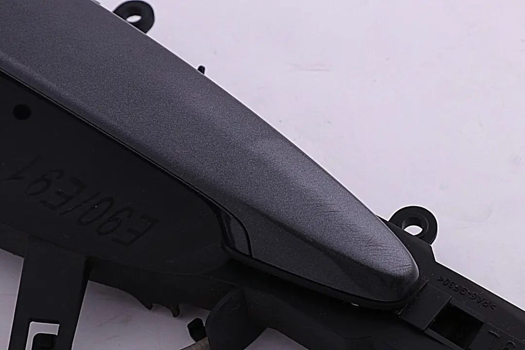 Complete Rear Left Grab Handle N/S Sparkling Graphite to BMW 3 Series 1 E90 E91 with Part number 7060299 BMW 3 Series 1 E90 E91 Complete Rear Left Grab Handle N/S Sparkling Graphite - SKU 7060299-SG1 - Part number 7060299