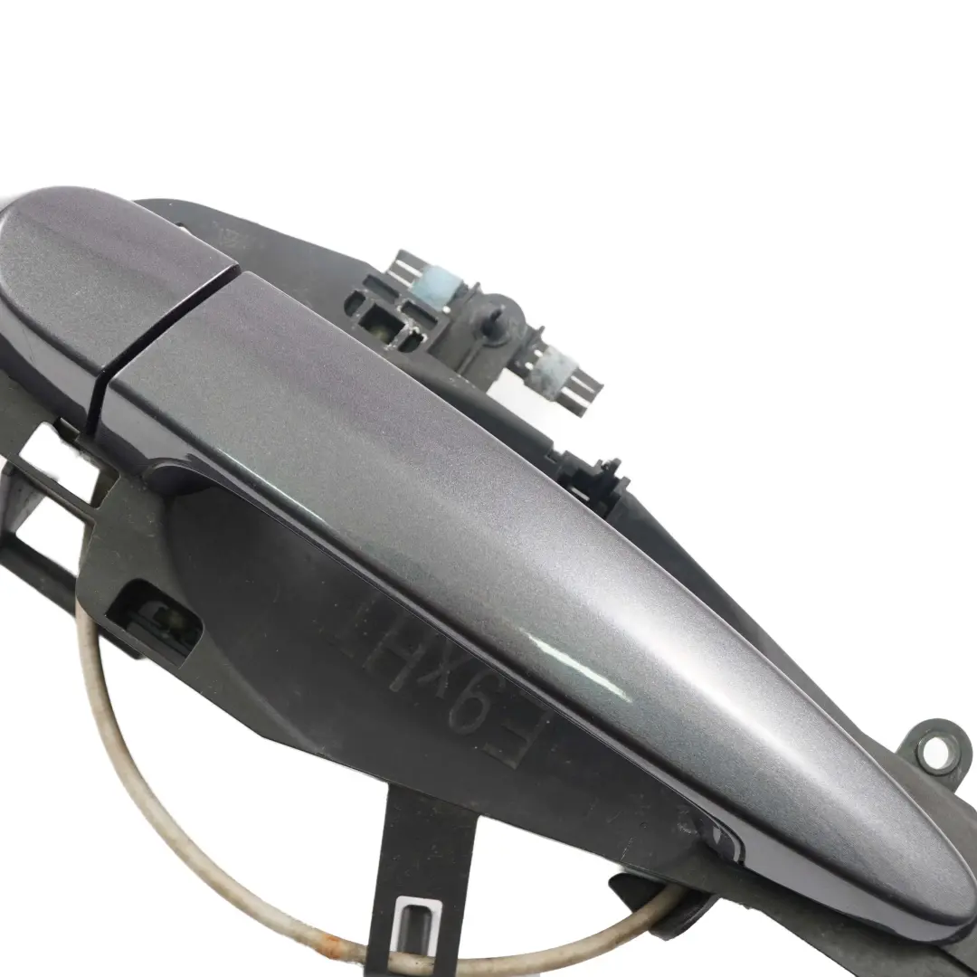 Barre D'Appui Porte Poignee Arriere Gauche Mousseux Graphite pour BMW E90 E91 à propos du numéro de pièce 7060299 BMW E90 E91 Barre D'Appui Porte Poignee Arriere Gauche Mousseux Graphite - SKU 7060299-SG2 - Numéro de pièce 7060299