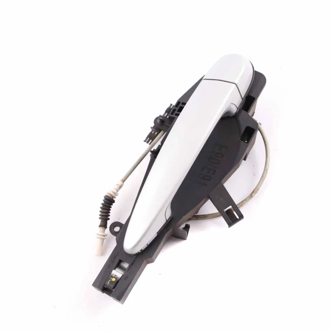 Door Handle BMW E90 E91 4 Grab Rear Right O/S Titansilber Titanium Silver 354 to with Part number 7060299 Door Handle BMW E90 E91 4 Grab Rear Right O/S Titansilber Titanium Silver 354 - SKU 7060299-TS4 - Part number 7060299