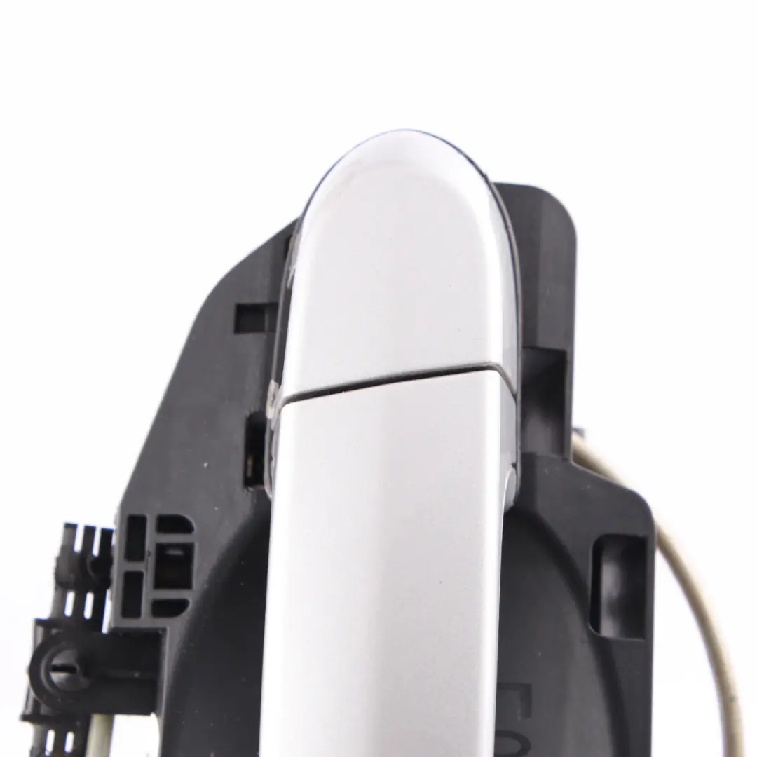 Door Handle BMW E90 E91 4 Grab Rear Right O/S Titansilber Titanium Silver 354 to with Part number 7060299 Door Handle BMW E90 E91 4 Grab Rear Right O/S Titansilber Titanium Silver 354 - SKU 7060299-TS4 - Part number 7060299