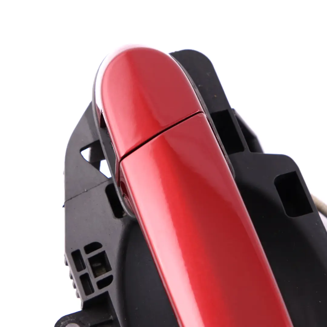 Complete Rear Right Grab Handle O/S Vermillion Red Metallic A82 to BMW 3 E90 E91 with Part number 7060299 BMW 3 E90 E91 Complete Rear Right Grab Handle O/S Vermillion Red Metallic A82 - SKU 7060299-VER - Part number 7060299